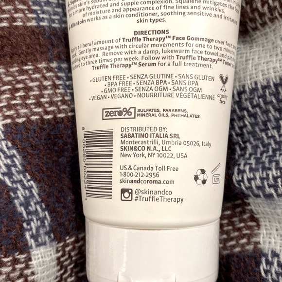 Skin & Co truffle therapy face gommage and radiant dew duo. Brand new - Picture 4 of 12